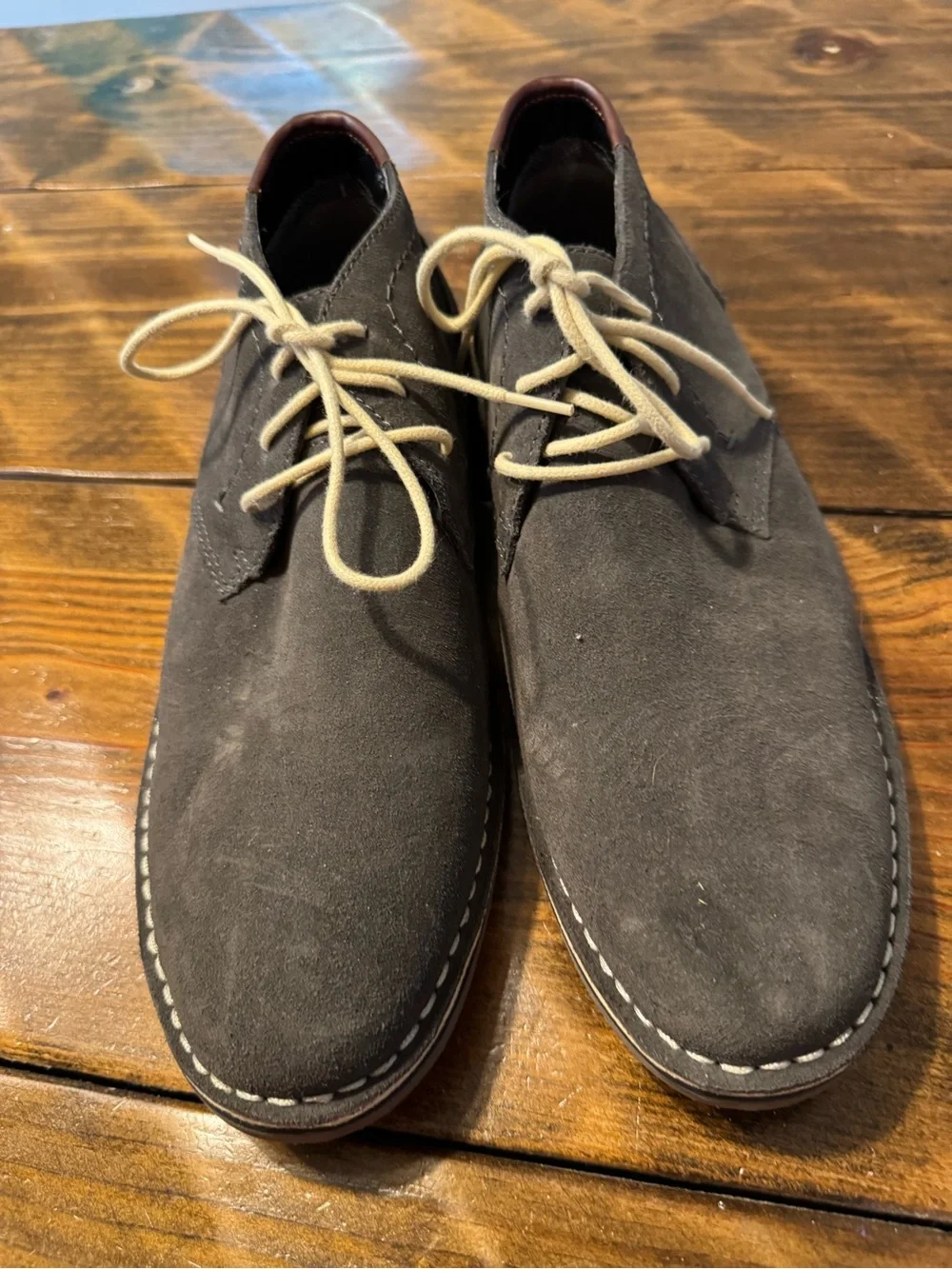 Reaction Kenneth Cole Suede Chukka Boots Size 11.5. Dark Gray